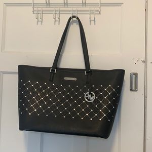 MICHAEL KORS Oversized Navy Leather Shoulder Bag